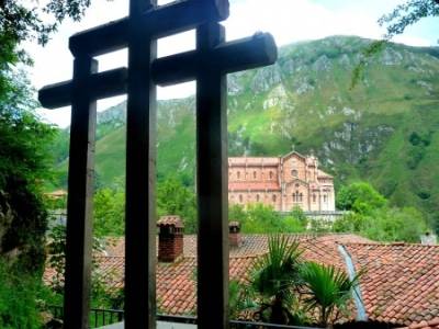 Descenso Sella - Lagos de Covadonga; salidas semana santa; cultura y viajes;caminar rápido